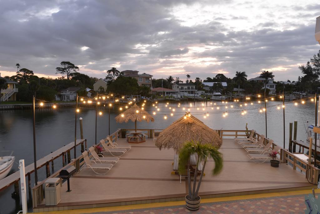 Bay Palms Waterfront Resort - Hotel And Marina St. Pete Beach Exterior foto