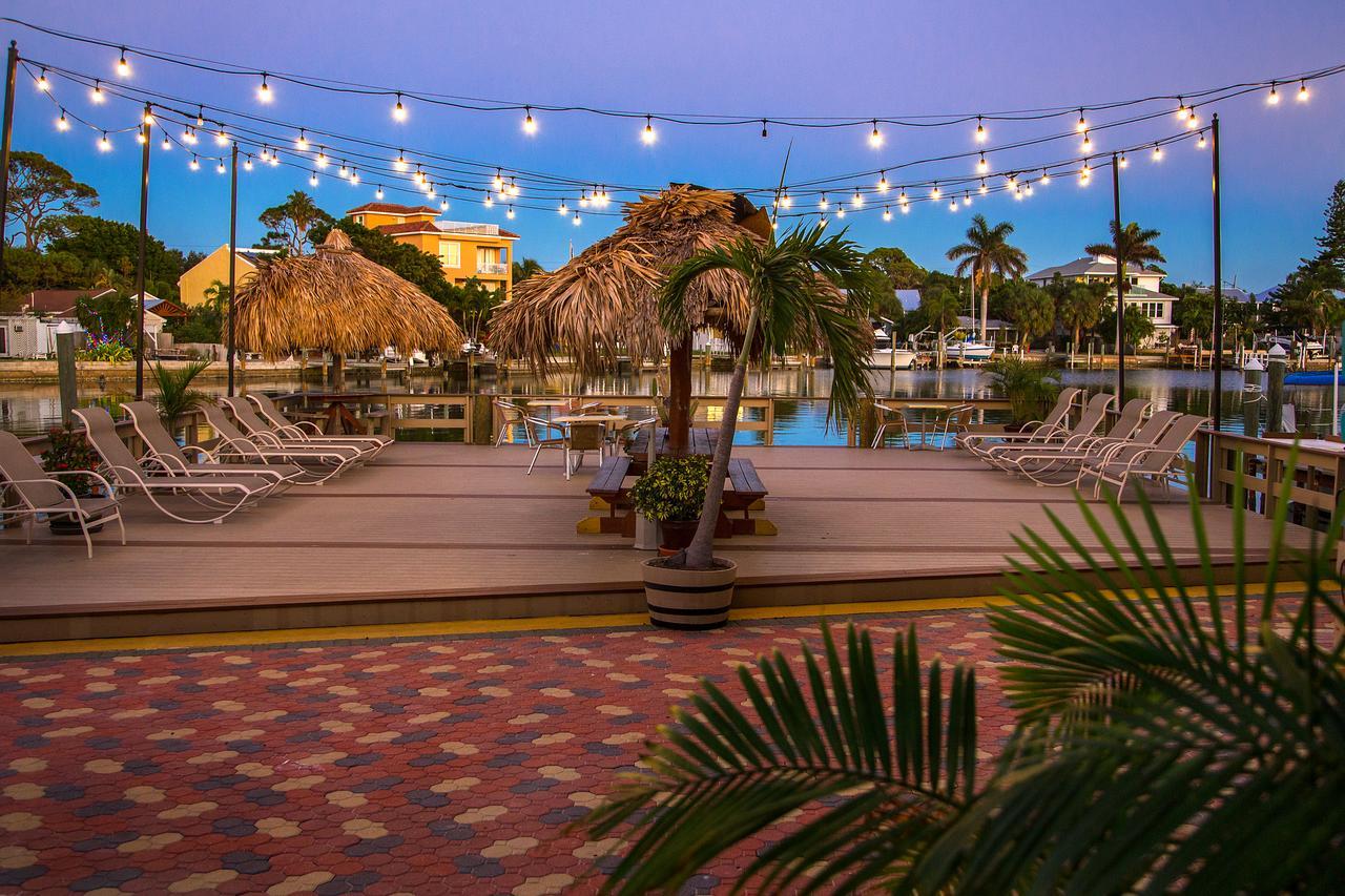 Bay Palms Waterfront Resort - Hotel And Marina St. Pete Beach Exterior foto