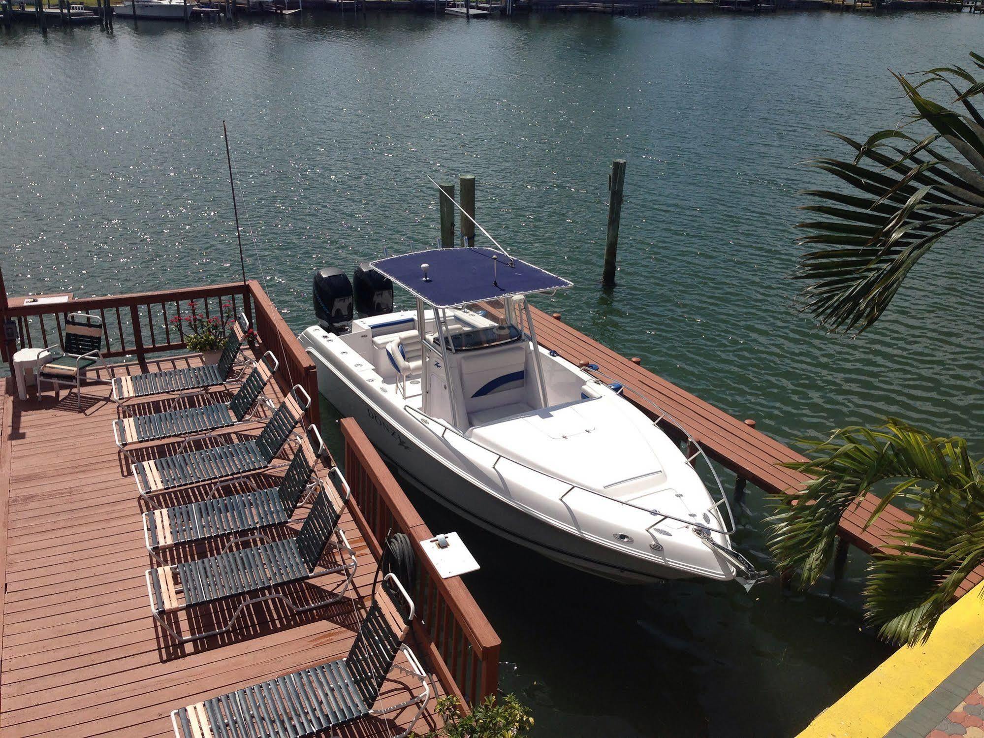 Bay Palms Waterfront Resort - Hotel And Marina St. Pete Beach Exterior foto